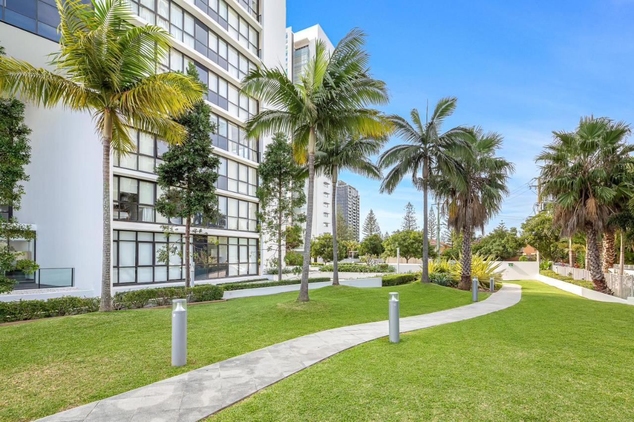 Sierra Grand Broadbeach - Self Contained & Privately Managed Apartments Gold Coast Exterior photo