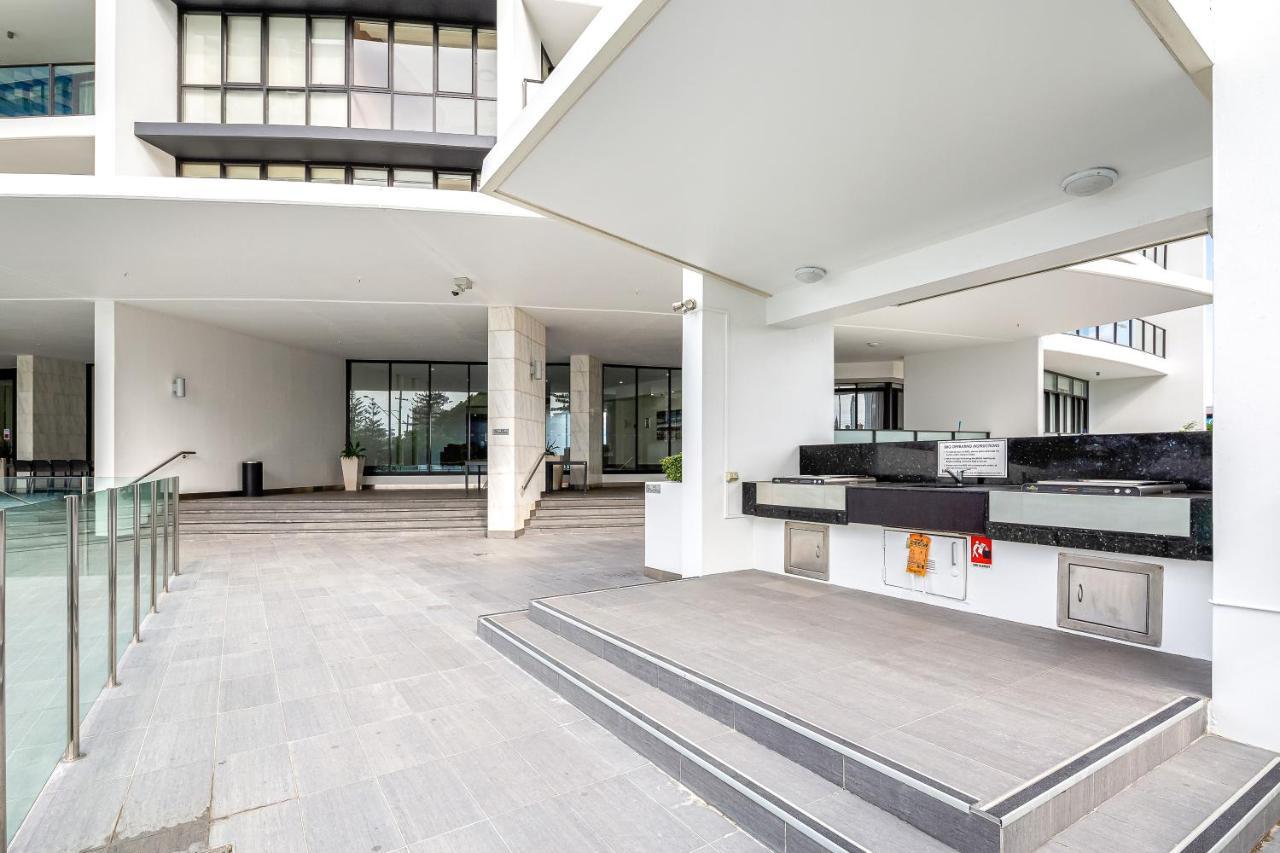 Sierra Grand Broadbeach - Self Contained & Privately Managed Apartments Gold Coast Exterior photo