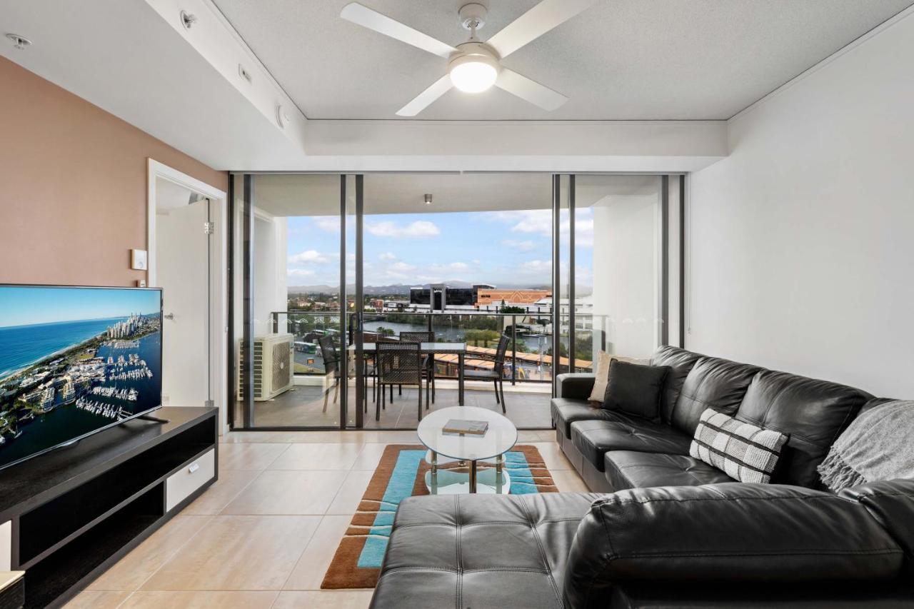 Sierra Grand Broadbeach - Self Contained & Privately Managed Apartments Gold Coast Exterior photo