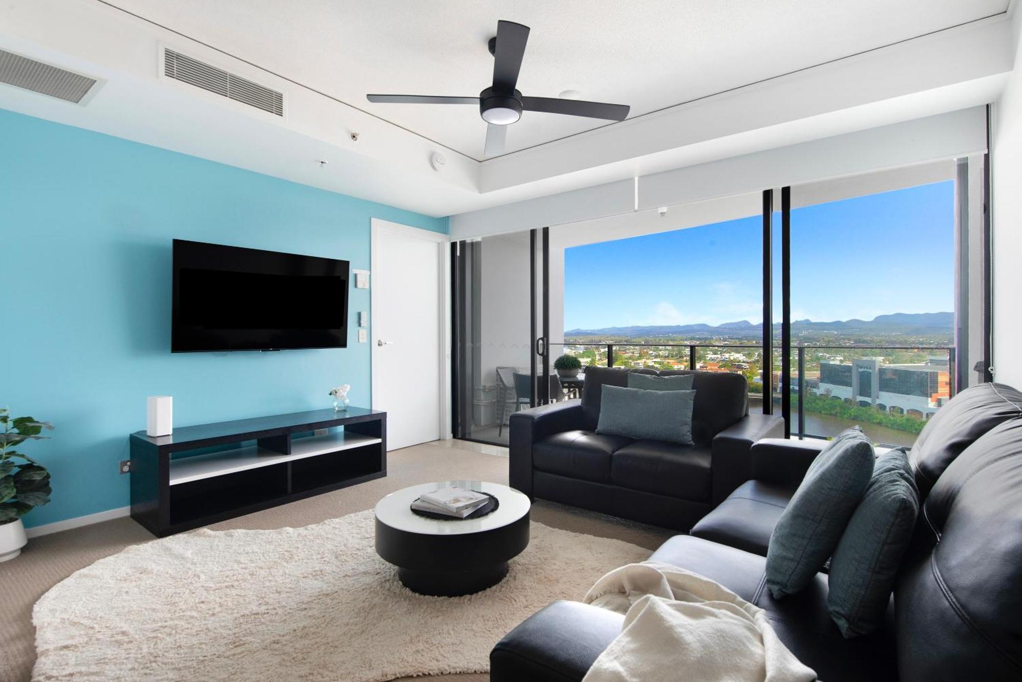 Sierra Grand Broadbeach - Self Contained & Privately Managed Apartments Gold Coast Exterior photo